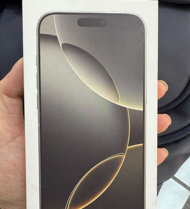 新iPhone16Pro Max为零售监管机！不朽情缘电子游戏便宜没好货！网友某平台买的全(图3)